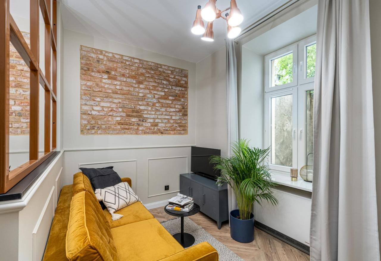 Househost Apartment : Topolowa 26/17 크라쿠프 외부 사진